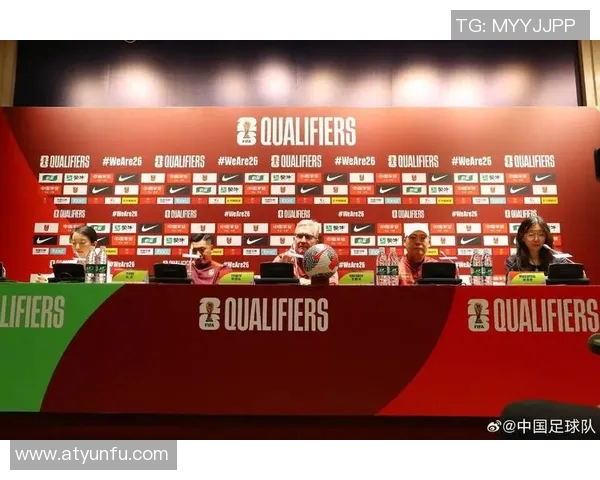 中国足球队教练服设计理念与球队形象塑造的深度探讨与分析